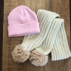 Girls hat and scarf with additional pom poms